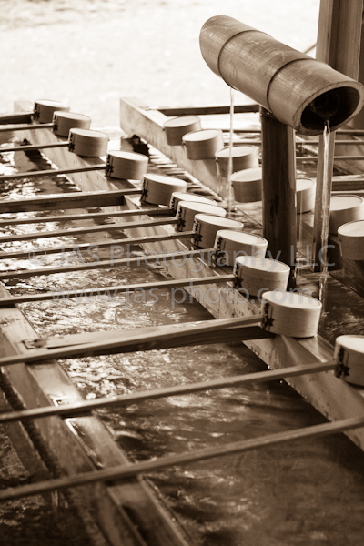 Japan temple - hand washing