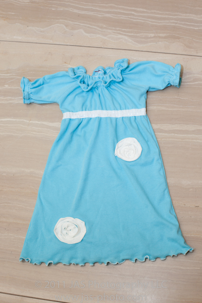 upcycled t-shirt to toddler dress with flower embellishments