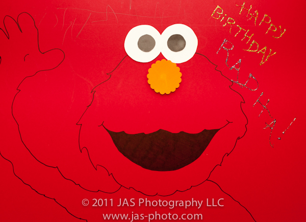 pin the nose on elmo activity for elmo party theme